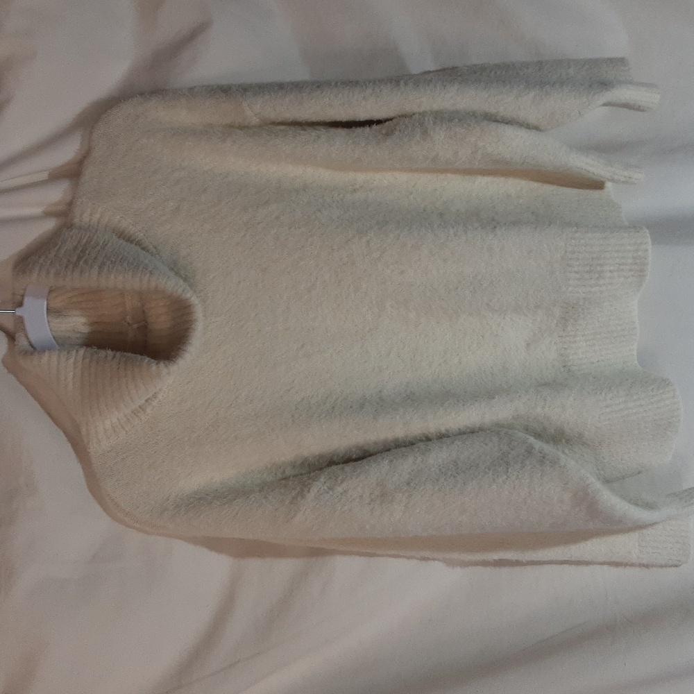 CALIA by Carrie Underwood Cream Turtleneck Sweater